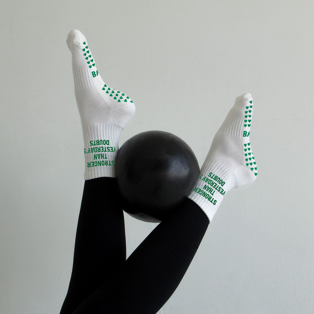 Grip Socks - Stronger than yesterday's doubt